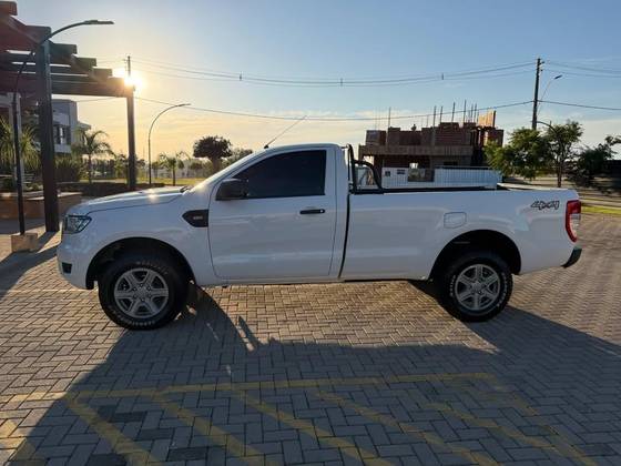 FORD RANGER 2.2 XL 4X4 CS 16V DIESEL 2P MANUAL FORD RANGER 2.2 XL 4X4 CS 16V DIESEL 2P MANUAL